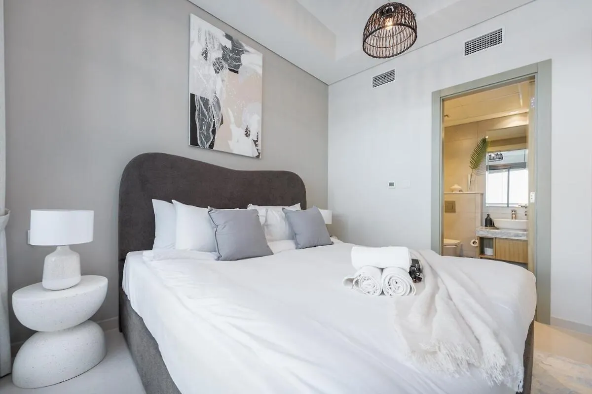 Apartment Elegant 2 Bedroom With Great Views In Business Bay Dubai