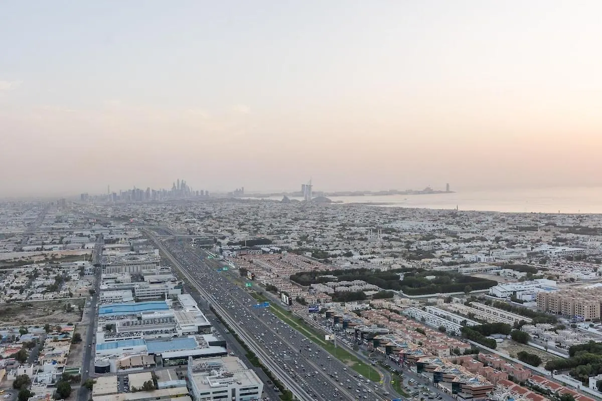 Elegant 2 Bedroom With Great Views In Business Bay Dubai Apartment