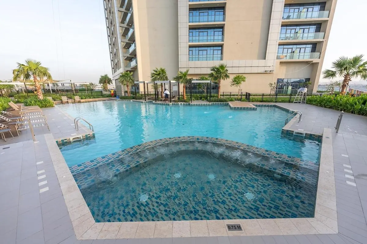 Elegant 2 Bedroom With Great Views In Business Bay Dubai Apartment