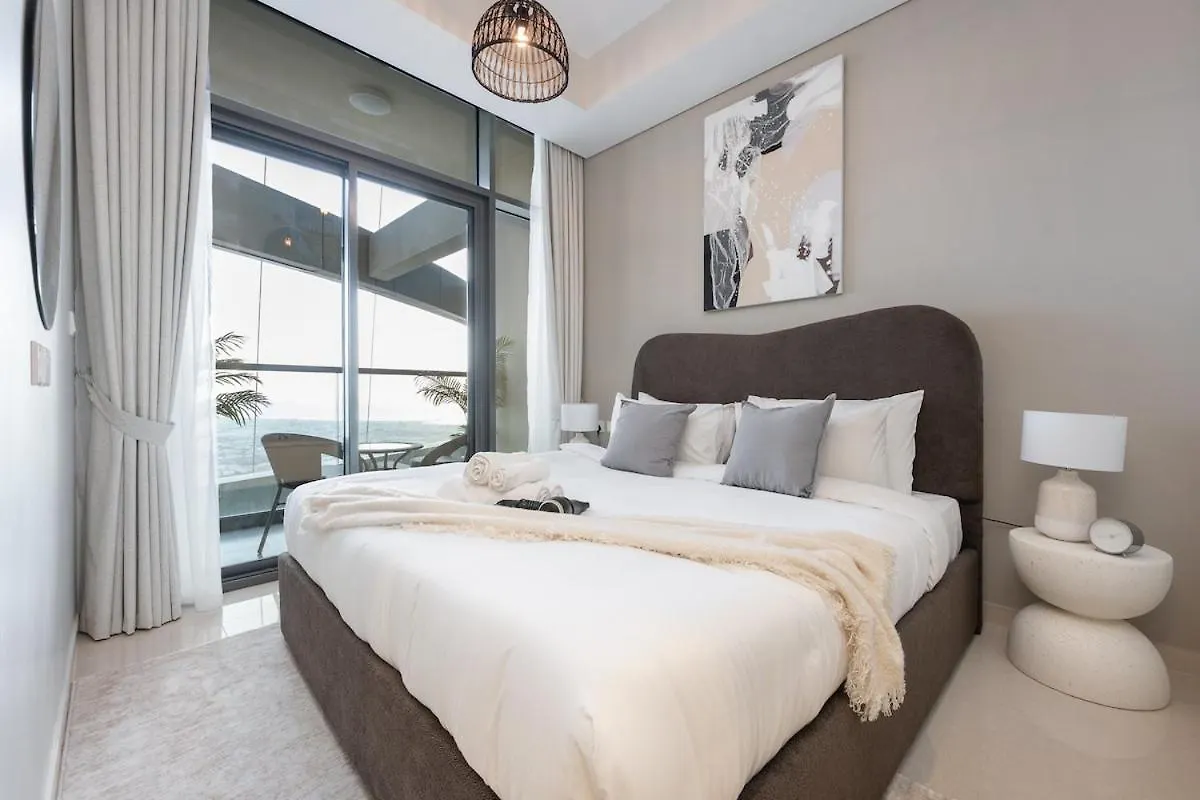 Elegant 2 Bedroom With Great Views In Business Bay Dubai United Arab Emirates